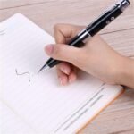 UWY Electronic pointer + verify the authenticity of the banknote + lighting + writing +U disk