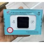 Wifi Pocket Universel 3.000Mah Écran Couleur 12H Autonomie - Paramétré Tous Reseaux